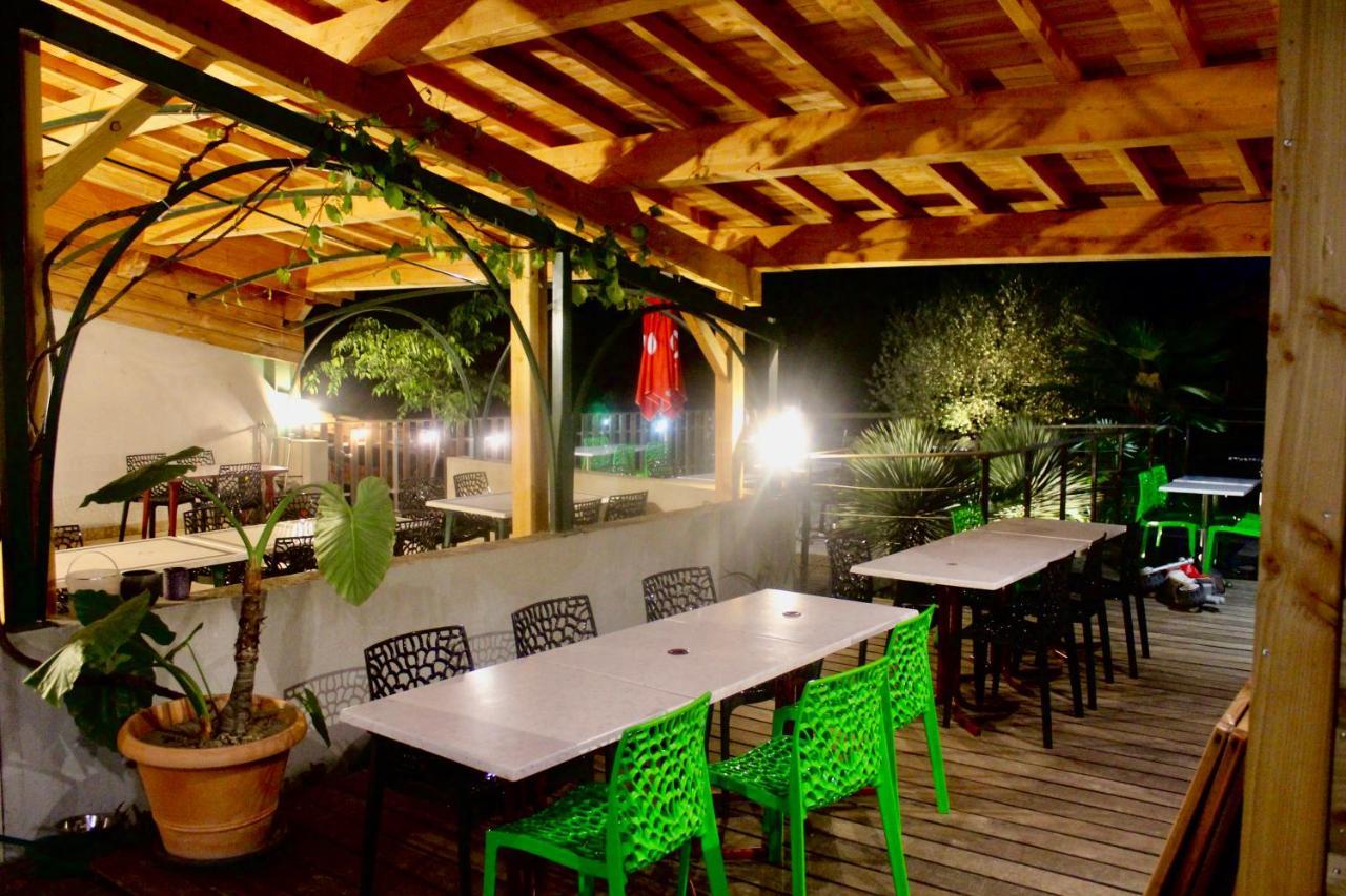Camping Les Chenes Chauzon Esterno foto