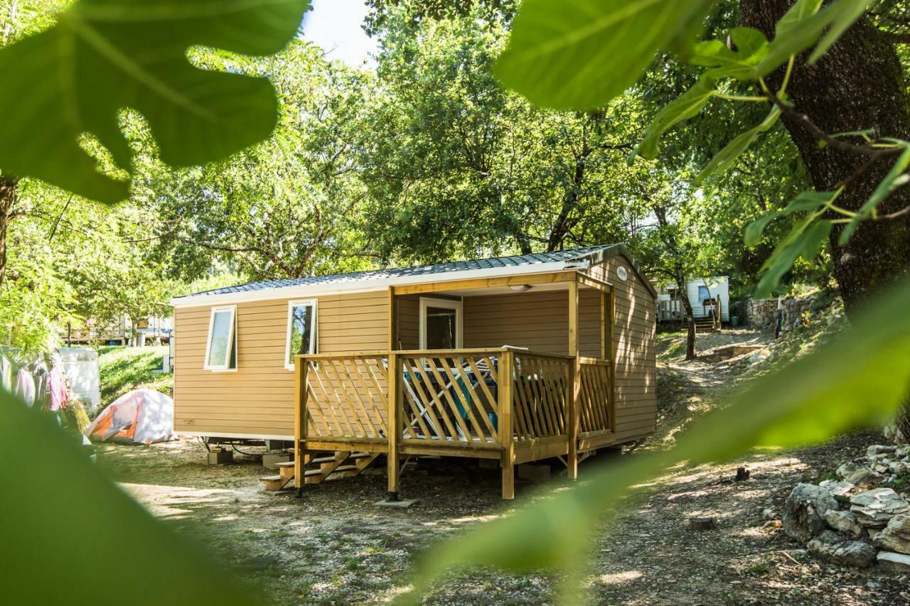 Camping Les Chenes Chauzon Esterno foto